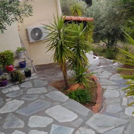 Anemos Apartment *